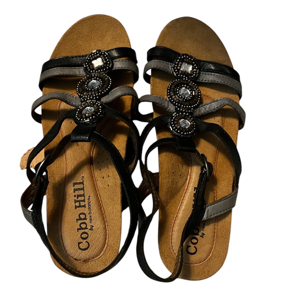 Cobb Hill by New Balance ~ Sandals ~ Size 7 ~ Black w/ Silver Embellishment - Picture 7 of 7